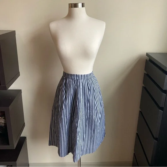 J. Crew Skirt - Picture 1 of 6